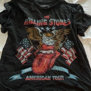 urban outfitters tee